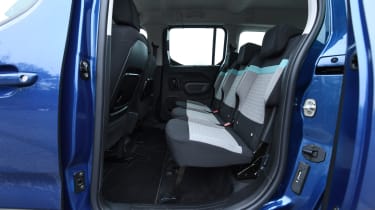 Citroen Berlingo - middle row or seats